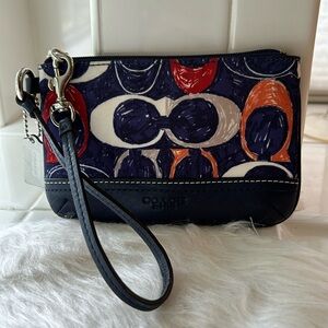 Coach scribble wristlet EUC